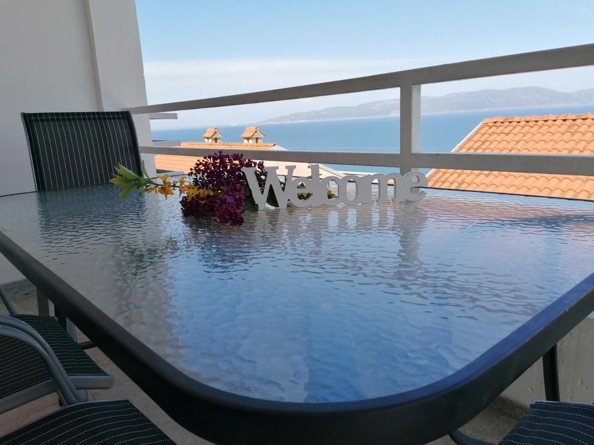 4 Roses Apartment 拉维尼 外观 照片